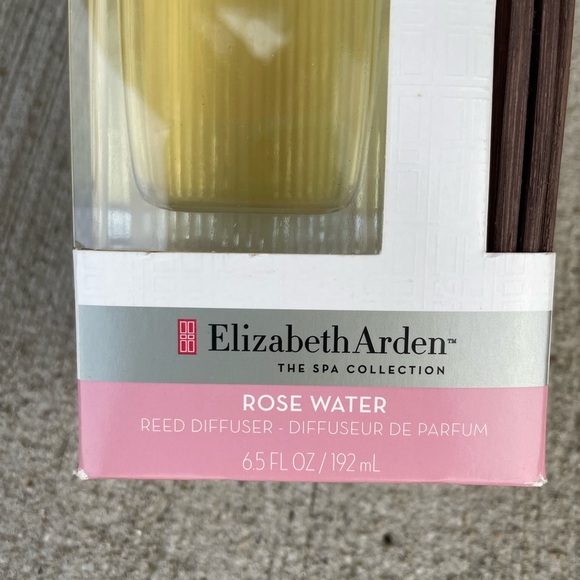 Elizabeth Arden Rose Water Reed Diffuser NWT Limited Edition Discontinued - Picture 3 of 5